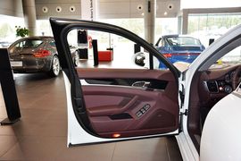 2014款保时捷Panamera