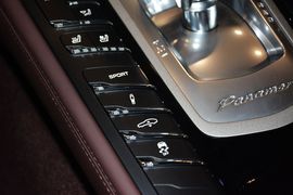 2014款保时捷Panamera