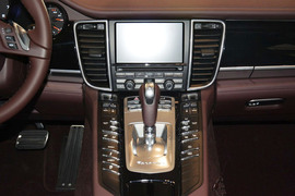 2014款保时捷Panamera
