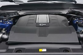 2015款路虎揽胜运动版SVR