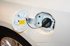 2013款起亚凯尊2.4L精英型