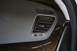 2013款起亚凯尊2.4L精英型