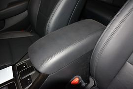 2013款起亚凯尊2.4L精英型