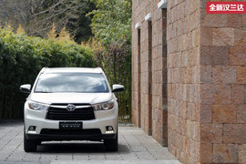 试驾广汽丰田全新汉兰达