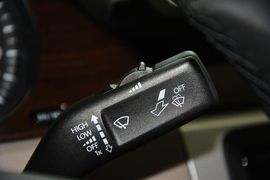 2015款大众迈腾2.0TSI尊贵型
