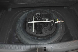 2015款大众高尔夫1.6L手动时尚型