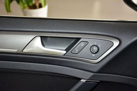 2015款大众高尔夫1.6L手动时尚型