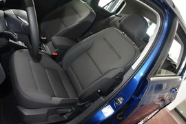2015款大众高尔夫1.6L手动时尚型