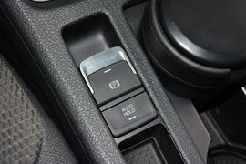 2015款大众高尔夫1.6L手动时尚型
