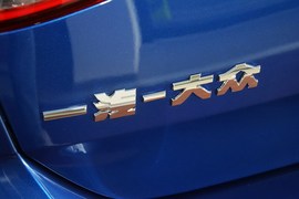 2015款大众高尔夫1.6L手动时尚型