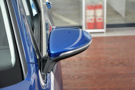 2015款大众高尔夫1.6L手动时尚型