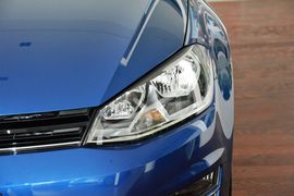 2015款大众高尔夫1.6L手动时尚型