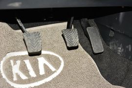 2014款起亚福瑞迪1.6L