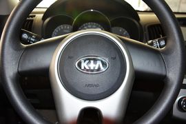 2014款起亚福瑞迪1.6L