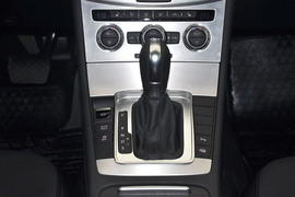 2012款大众迈腾旅行轿车2.0TSI舒适型