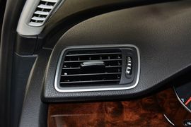 2012款大众迈腾旅行轿车2.0TSI舒适型