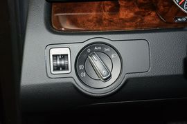 2012款大众迈腾旅行轿车2.0TSI舒适型