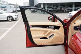 2014款保时捷Panamera
