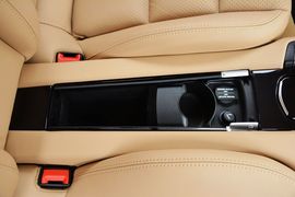 2014款保时捷Panamera