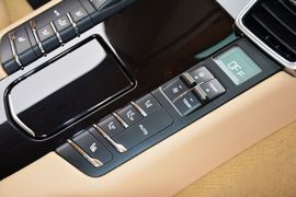 2014款保时捷Panamera