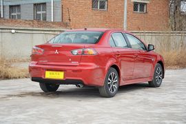 2015款三菱翼神1.8L