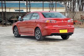 2015款三菱翼神1.8L