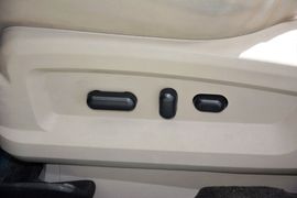 2012款福特锐界2.0T精锐天窗版