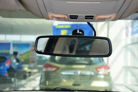 2012款福特锐界2.0T精锐天窗版