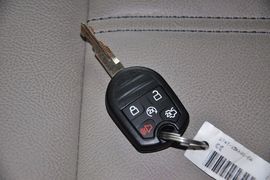 2012款福特锐界2.0T精锐天窗版