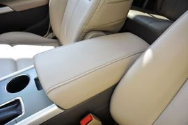 2012款福特锐界2.0T精锐天窗版