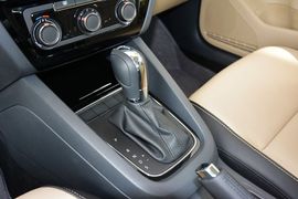 2015款大众速腾230TSI