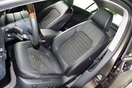 2015款大众迈腾1.8TSI尊贵型