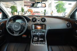 2015款捷豹XJL