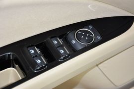 2013款福特蒙迪欧1.5L