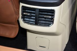 2013款福特蒙迪欧1.5L