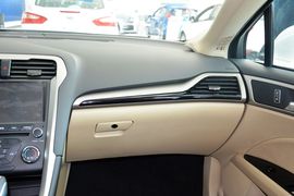 2013款福特蒙迪欧1.5L