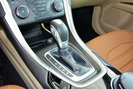 2013款福特蒙迪欧1.5L