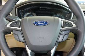 2013款福特蒙迪欧1.5L