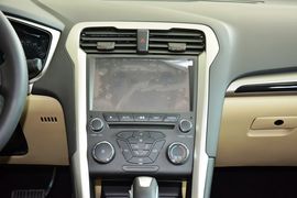2013款福特蒙迪欧1.5L