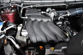 2013款日产骊威1.6XE