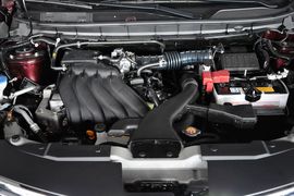 2013款日产骊威1.6XE