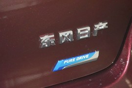 2013款日产骊威1.6XE