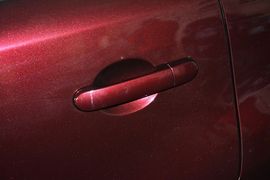 2013款日产骊威1.6XE