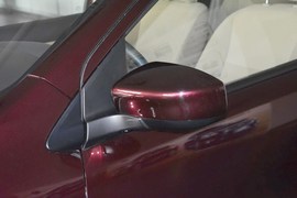 2013款日产骊威1.6XE