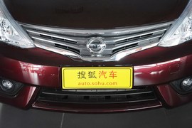 2013款日产骊威1.6XE