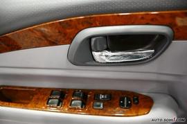 2009款川汽野马F99实拍