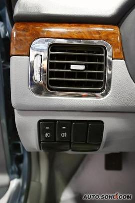 2009款川汽野马F99实拍