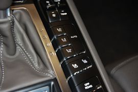 2014款保时捷Macan