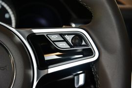 2014款保时捷Macan