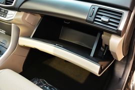 2015款本田雅阁2.0L